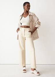 The Art Of Elegant Chic: Outfits With Beige Pants For Winter - Safiro