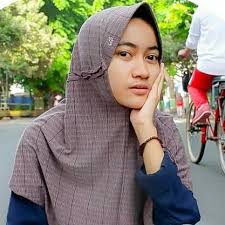 Nina Akan Menghias Berapa Kotak Pensil Berbentuk Kubus Tanpa Tutup Muka Luar Kotak Tersebut Akan Brainly Co Id