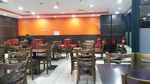 Al Tazaj Fakieh Bbq Chicken Restaurant د بي تعليقات حول المطاعم Tripadvisor