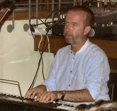 De la mic la mare. Mircea Tiberian Wikipedia