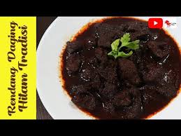 Kuliner khas padang atau masyarakat minang ini sangat mudah didapatkan berkat eksistensi rumah makan padang. Resepi Rendang Daging Hitam Tradisi Dan Tips Lembutkan Daging Sajian Istimewa Di Aidilfitri Youtube