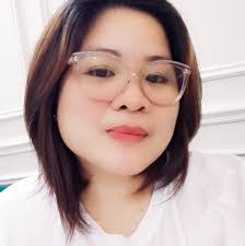 Chanie Moskowitz's Instagram, Twitter & Facebook