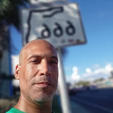 Seth Rollins seems to be obsessed with having bodyguards 😅