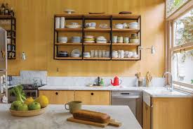 Cette Maison Contemporaine Est Un Hommage A L Artisanat Et Au Bois Planete Deco A Homes World Cuisines Design Maison Contemporaine Interieur De Cuisine