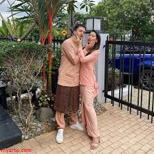 Saat berusia 7 tahun, beliau sudah khatam dan mahir dalam membaca al quran. Myartis Com Myartis My Artis Mohon Maaf Foto Keterlaluan Hunny Madu Akui Sudah Kahwini Jejaka Itali Mei Lalu