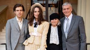73 281 tykkäystä · 189 puhuu tästä. Keira Knightley Erhalt Den Britischen Verdienstorden Und Adelt Damit Auch Chanel Vogue Germany