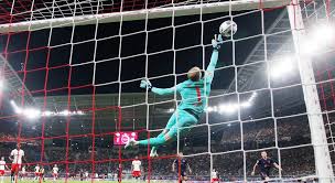 Péter gulácsi statistics and career statistics, live sofascore ratings, heatmap and goal video highlights may be available on sofascore for some of péter gulácsi and rb leipzig matches. Rb Leipzig English On Twitter Peter Gulacsi Kept 1 5 Clean Sheets In 2019 Number One Dierotenbullen Petethewall