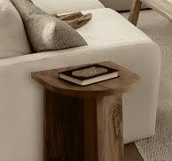 ‫שולחן צד מעץ מלא בגוון אגוז - Boho Decor‬‎