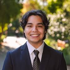 Today is my last day as a Senior Student Career Coach at Golden Door  Scholars, and I'm feeling all the feels as I prepare to start a new  chapter. Here's a story