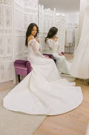 Tienda flamenca,creamos flamenco +1903 375 7448 +34 691700140 professional flamenco store and design studio. Brautkleid Leichter Finden Tipps Fur Den Besuch Im Brautladen