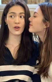 Summer Robles's Instagram, Twitter & Facebook