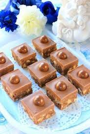 Carres Au Chocolat Et Au Lait Malte Les Gourmandises De Amela Gateaux Et Desserts Patisserie Chocolat