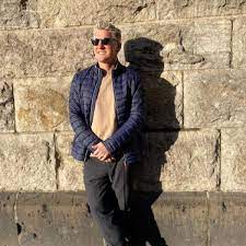 Check out his latest detailed stats including goals, assists, strengths & weaknesses and match ratings. Bastian Schweinsteiger Zeigt Sich In Der Sonne Fans Haben Ungewohnlichen Verdacht Zu Aufenthaltsort Stars