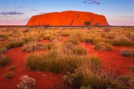 It is jointly managed by its traditional owners anangu and parks australia. 5 Cool Facts About Australia S Mystical Uluru
