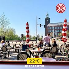 Echt Wel Lekker Weer He Piet Nou He Ria Super He Ria Fijn He Ria Zon Zomer Warm Terras Buurt Buurtdenbosch Buurtroddel Pietenr Piet Wee Instagram