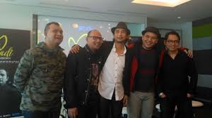 Untuk melihat detail lagu kumpulan lagu ost upin ipin klik salah satu judul yang cocok, kemudian untuk link download kumpulan lagu ost upin ipin ada di halaman berikutnya. Chord Gitar Dan Lirik Lagu Sahabat Selamanya Ost Upin Ipin Padi Kau Dan Aku Sahabat Tribun Jambi