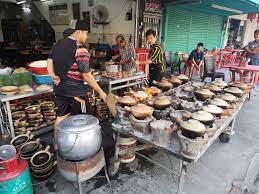 One of them was this kampar claypot chicken rice by debbie teoh. Food Road Trip Claypot Chicken Rice Restoran Fook Kee Kampar Perak Malaysia