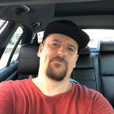 Michael Baxter (@_mbxt)