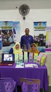Kursus penulisan kajian tindakan adalah anjuran lescom dan unit latihan personel kolej tingkatan enam pontian. Pameran Informasi Dan Kerjaya 2019 Kolej Tingkatan Enam Haji Zainul Abidin Facebook