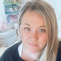 Carey Palmer's Instagram, Twitter & Facebook