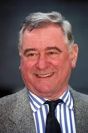 Actor who played Inspector Wexford died of pneumonia