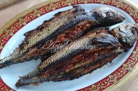 Resepi ini telah mendapat perkongsian yang sangat ramai. Ikan Cencaru Sumbat Azie Kitchen