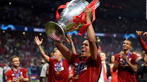 Real madrid, ajax, bayern münchen, milan, liverpool and barcelona all have a version in their trophy rooms. Liverpool Lifts Special Premier League Title After Thrilling Victory Against Chelsea Cnn