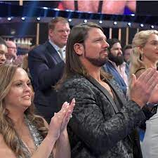 Wwe Superstar Aj Styles Allen Jones With His Wife Wendy Etris Jones At The Barclays Center In Brooklyn New York For The Aj Styles Aj Styles Wwe Wwe Couples