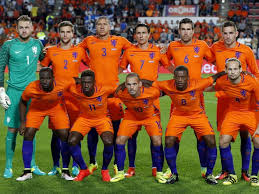In de dagen ervoor wordt er natuurlijk wel al veel gespeculeerd over de vermoedelijke opstelling van oranje. Wk Kw Europa Nieuws Oranje Stijgt Twee Plaatsen Op Fifa Ranglijst