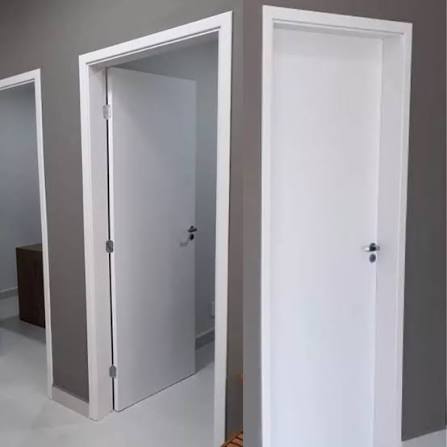 Montagem técnica para instalação de porta em drywall bh com reforço interno pela Engessar BH