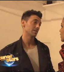 The tenth season of dancing with the stars premiered 22 march 2010. Danse Avec Les Stars 2 Maxime Se Livre