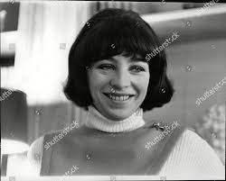 Marie Steinberg's Instagram, Twitter & Facebook