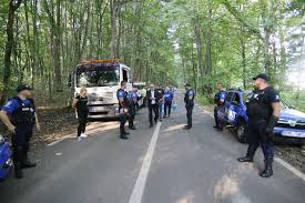 Turris confirmă că se retrage din liga 2: Snagov Protest Nunta Valentin Dragnea Inquam Photos