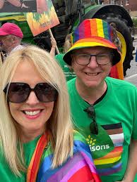 Give mac 'n' cheese a festive twist with sausage and sprouts! A Christmas  comfort food classic.😍🧀 #MoreReasons Full recipe here