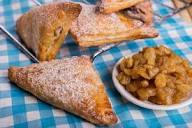 Puff pastry nhân táo