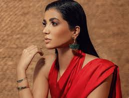 وقصتي عبارة عن سلسله متصلة من المآسي زواجي من سامي هو تشابه ظروف حياتنا. Ø§Ù„ÙÙ†Ø§Ù†Ø© Ø±ÙŠÙ… Ø³Ø§Ù…ÙŠ Ù‚Ø±ÙŠØ¨Ø© Ù…ÙŠ Ø¹Ù…Ø± ØªØ´ØºÙ„ Ø§Ù„Ø³ÙˆØ´ÙŠØ§Ù„ Ù…ÙŠØ¯ÙŠØ§ Ø¨Ø¥Ø·Ù„Ø§Ù„ØªÙ‡Ø§ Ù…Ø¬Ù„Ø© Ø§Ù„Ø¬Ù…ÙŠÙ„Ø©