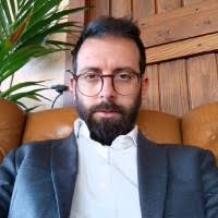 1700+ profili “Lucci”