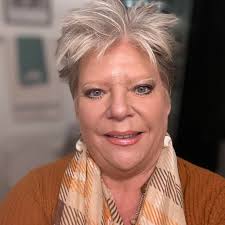 Who recommends metal trim & siding contractors?