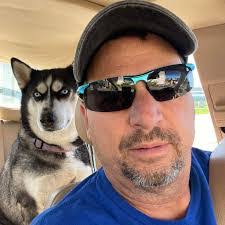 Michael Cundy's Instagram, Twitter & Facebook