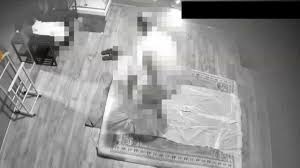 I centri massaggi a luci rossi frequentati dagli imprenditori di Milano