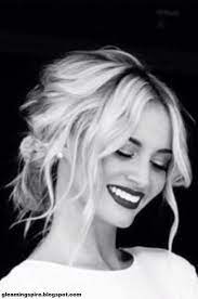 30 Modeles De Chignons Glamour Inspires De Pinterest A Essayer Cette Annee Coiffure Coiffure Mariage Modele De Chignon