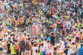 2019 สงกรานต์ songkran festival in nana plaza part 3 潑水節最後一天. æ½'æ°´ç¯€å„åœ°æ°´æ§å¤§æˆ°ä¸€ç´šæˆ°å€ T1studio