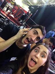 Sara Blau (@sara_blau)