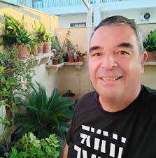 David Grech's Instagram, Twitter & Facebook