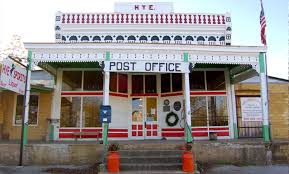 The Quaint Rural Post Office An Iconic Image All But Synonymous With Americana Apparently Will Not Suffer The Fate Of The F Old Post Office Post Office Rural
