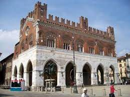 Maybe you would like to learn more about one of these? Piacenza Reisefuhrer Was Zu Sehen In Piacenza Sehenswurdigkeiten Interessante Orte
