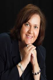 Michelle Leek's Instagram, Twitter & Facebook