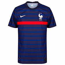 Voetbaltenues koop je eenvoudig online bij bol.com ✓ gratis retourneren met een voetbaltenue heb je direct alle kleding in huis om een potje te gaan voetballen. Frankrijk Voetbalshirt Tenue Trainingskleding Retro Shirts En Merchandising