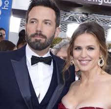 1,626,070 likes · 9,308 talking about this. Hollywood Das Affleck Gluck Mit Zauselbart Und Schmuddelkids Welt