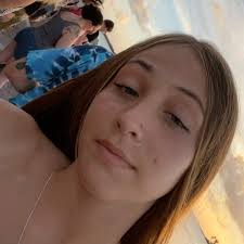 “she sins like the devil but looks like an angel”😇🤍